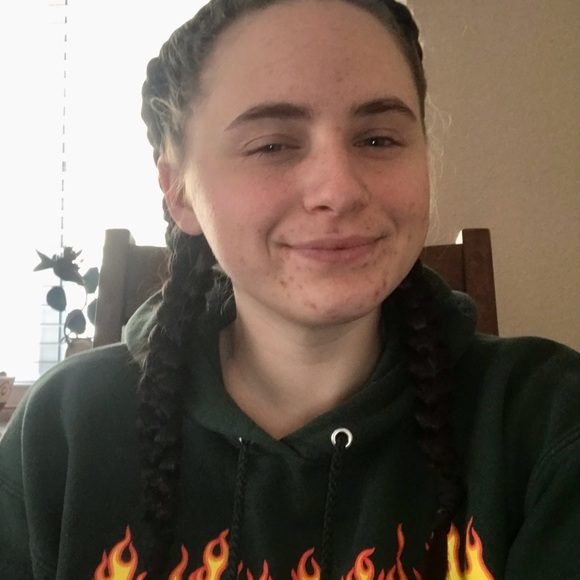 Meet your Posher, Rach - Picture 3 of 3